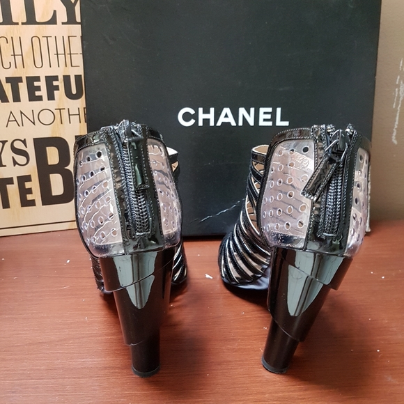 CHANEL caged heels - Picture 5 of 8